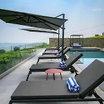 Elegante Esclusiva Fra Le Vigne Piemontesi Con Piscina Riscaldata Vila Castiglione Tinella