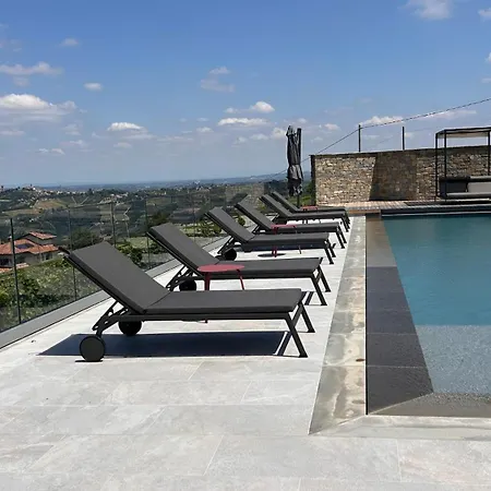 Villa Elegante Esclusiva Fra Le Vigne Piemontesi Con Piscina Riscaldata *