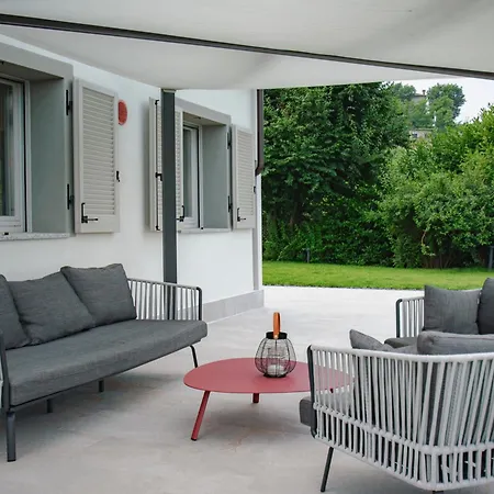 Villa Elegante Esclusiva Con Piscina Riscaldata - Immersa Nelle Vigne Βίλα *