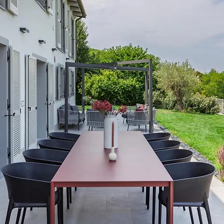 Villa Elegante Esclusiva Con Piscina Riscaldata - Immersa Nelle Vigne * Castiglione Tinella