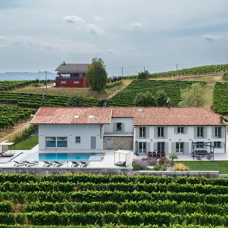 Villa Elegante Esclusiva Con Piscina Riscaldata - Immersa Nelle Vigne